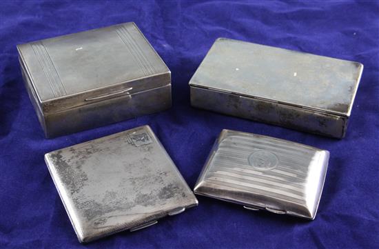 A later Victorian silver lidded rectangular sandwich box & 3 other items.